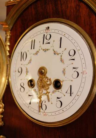 Mahogany Cased Glass Sided Clock image-3