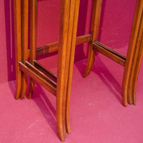 Fine Edwardian Nest Of Three Tables image-6