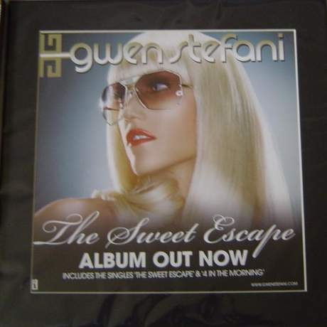 4 x Gwen Stefani  Original Rare Posters In Mounts Ready To Frame image-2