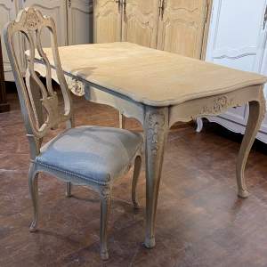 French Rustic Oak Extending Dining Table and Four Chairs