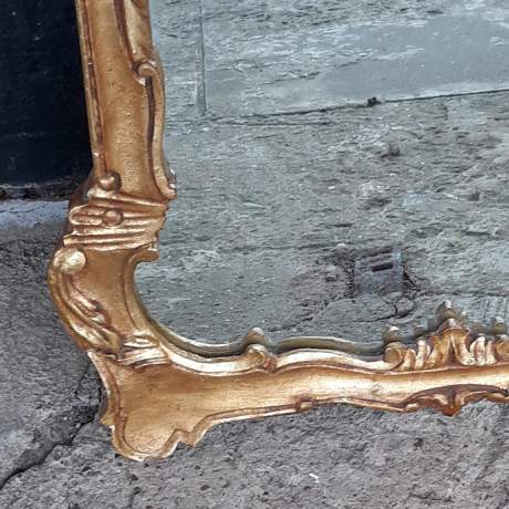 A Carved Gilt Wooden Ornate Framed Wall Mirror image-4