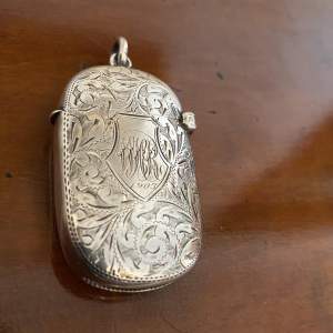 Fine Quality Richly Engraved Silver Vesta Case - Birmingham 1901