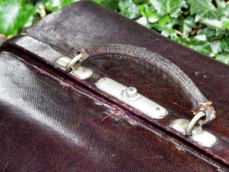 Asprey of London Victorian Leather & Silver Fitted Travel Case image-6
