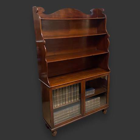 19th Century Early Victorian Mahogany Bookcase image-2