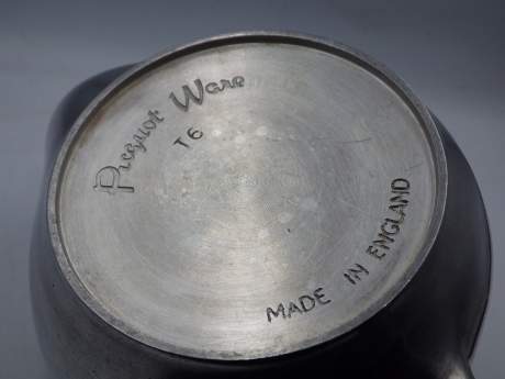 Picquot Ware Original 1950s Retro Aluminium Teaset with Tray image-5