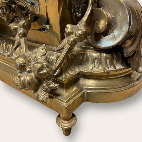 Early 19th Century French Brass Mantle Clock image-5