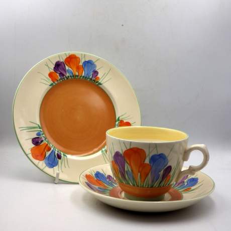 Clarice Cliff Art Deco Autumn Crocus Cup Saucer & Plate image-1