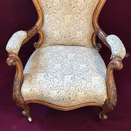 Victorian Gentlemans Walnut Armchair image-3