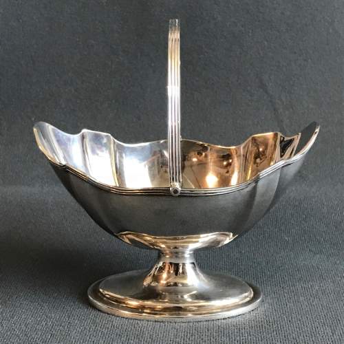 Victorian Silver Cream Jug and Sugar Bowl image-3