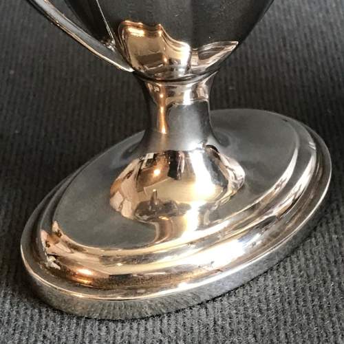 Victorian Silver Cream Jug and Sugar Bowl image-5