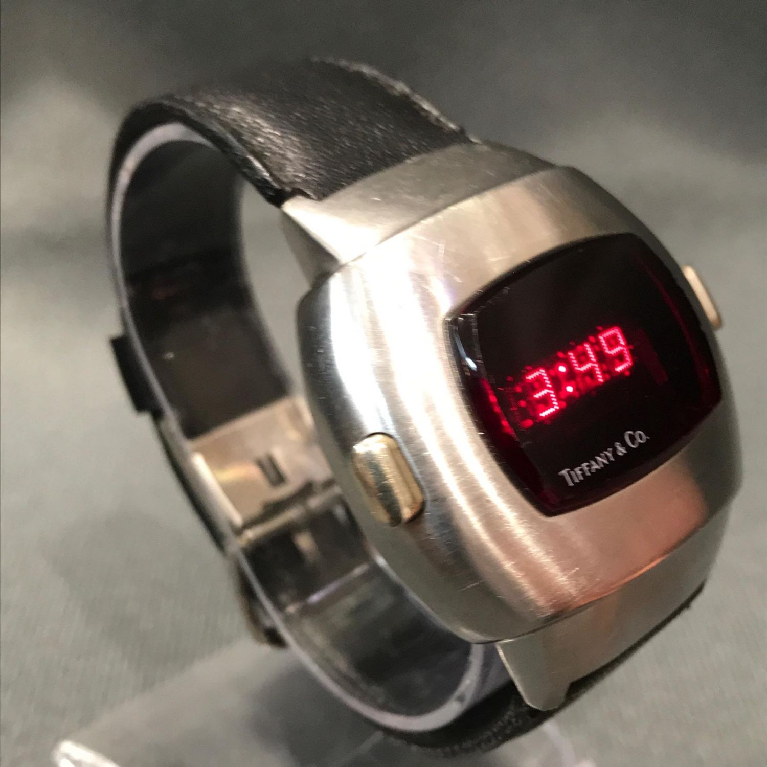 tiffany wrist watch band replacement