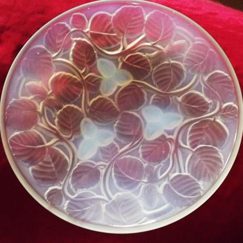 French Art Deco 1930s Arrers Opalescent Glass Hazelnuts Design Dish image-1