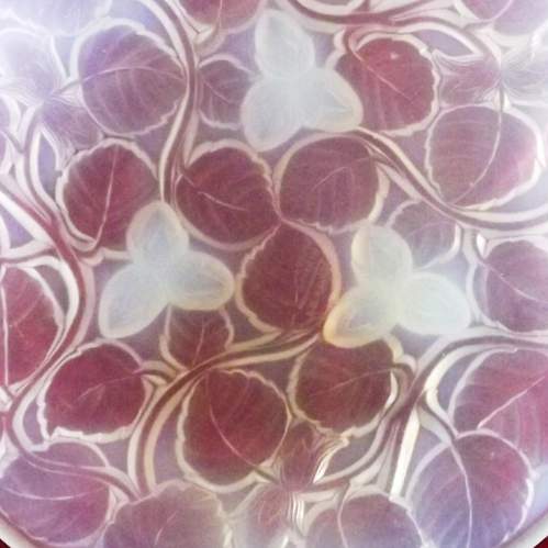 French Art Deco 1930s Arrers Opalescent Glass Hazelnuts Design Dish image-2
