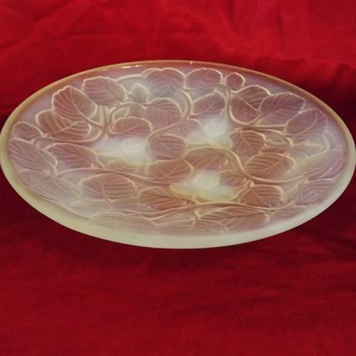 French Art Deco 1930s Arrers Opalescent Glass Hazelnuts Design Dish image-6
