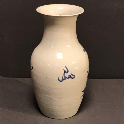 19th Century Chinese Blue and White Vase image-3