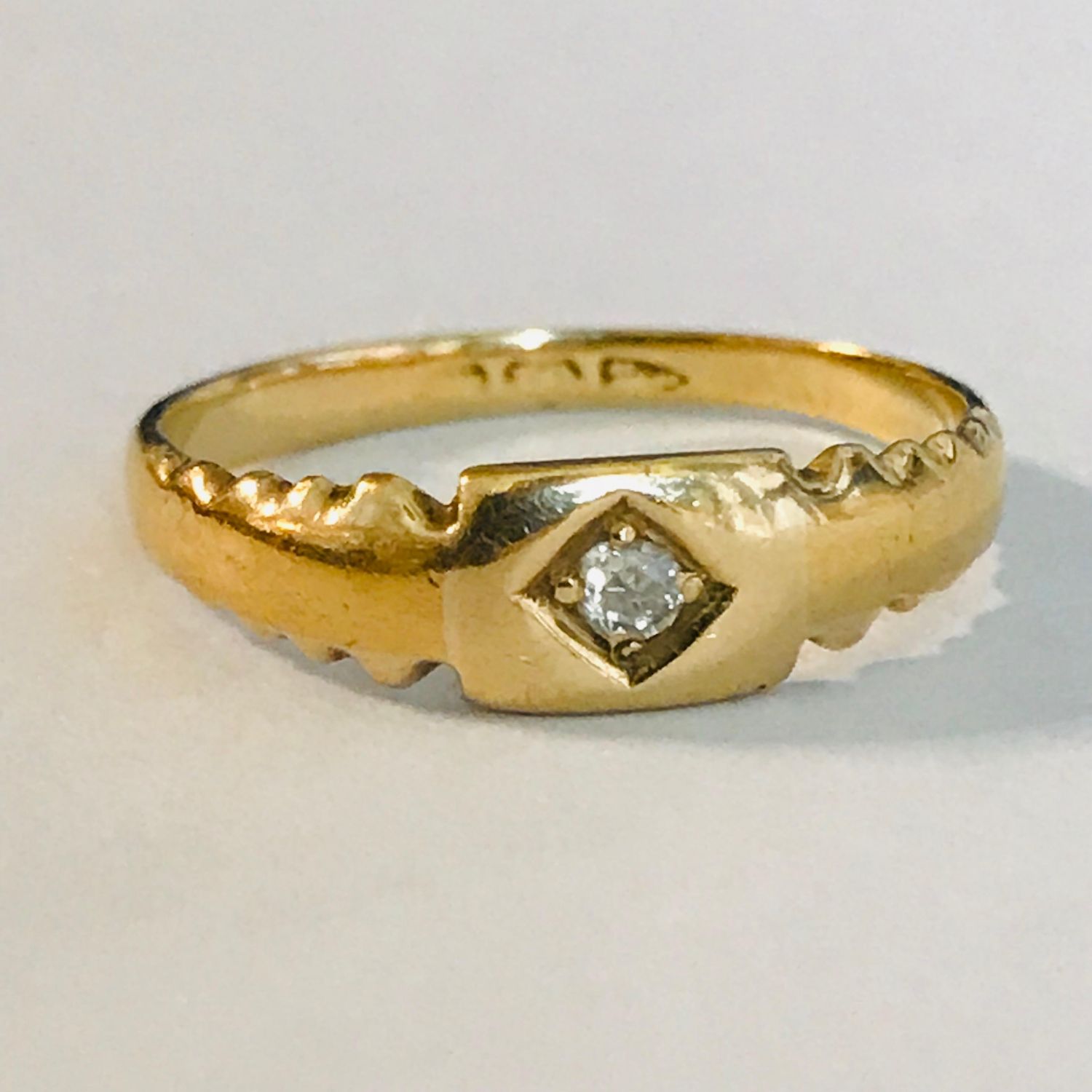 Victorian 18ct Gold Diamond Ring - Jewellery & Gold - Hemswell Antique ...