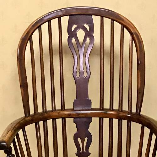 19th Century Yew Wood High Windsor Chair image-2