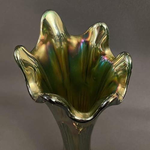 Pair of Fenton Carnival Glass Vases image-6