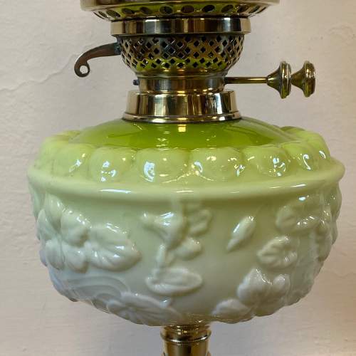 Large Victorian Oil Lamp with Original Vaseline Glass Shade image-2