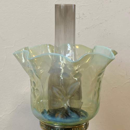 Large Victorian Oil Lamp with Original Vaseline Glass Shade image-4