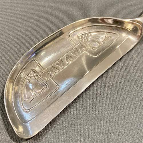 Liberty and Co Archibald Knox Tudric Pewter Crumb Scoop image-2