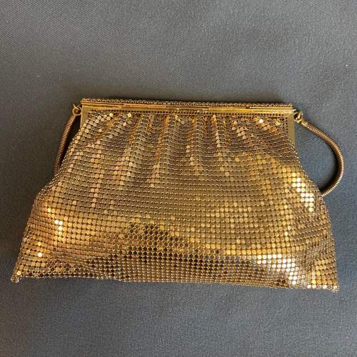 1950s Vintage Gold Mesh Evening Bag image-4