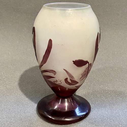 Short Early 20th Century Galle Cameo Glass Vase image-2
