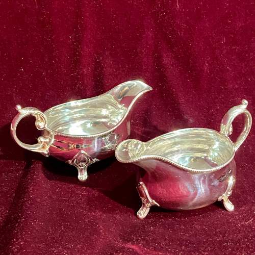 Pair of 19th Century Silver Plated Sauce Boats image-1