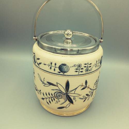 Biscuit Barrel by Taylor Tunnicliffe image-1