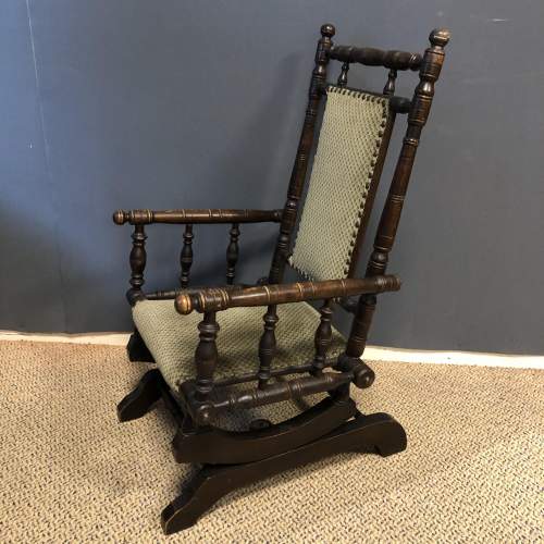 Victorian American Childs Rocking Chair image-3