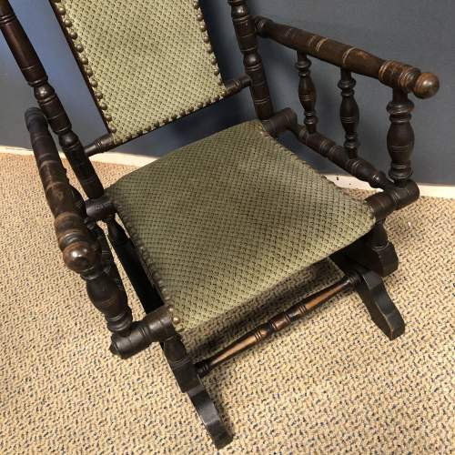 Victorian American Childs Rocking Chair image-4