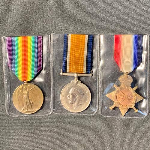 WWI Trio of Medals with Original Photo and Documents image-4