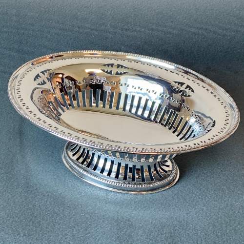 Early 20th Century Pierced Silver Dish image-1