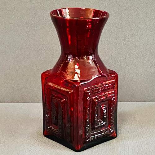 Dartington Red Glass Greek Key Vase by Frank Thrower image-2