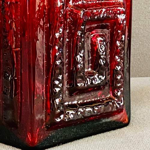 Dartington Red Glass Greek Key Vase by Frank Thrower image-3