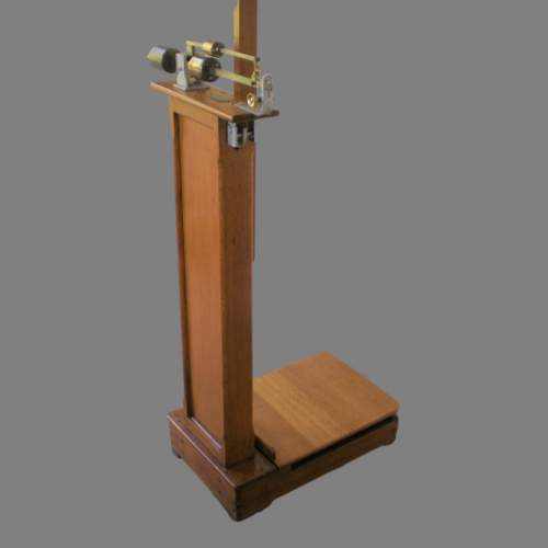 Late 19th Century Oak French Scales by makers Kuhn and Fletchel image-2