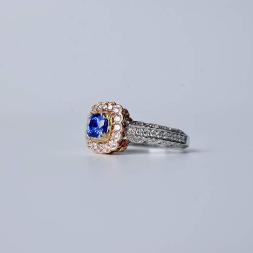 Blue Sapphire and Pink Diamond Ring image-3