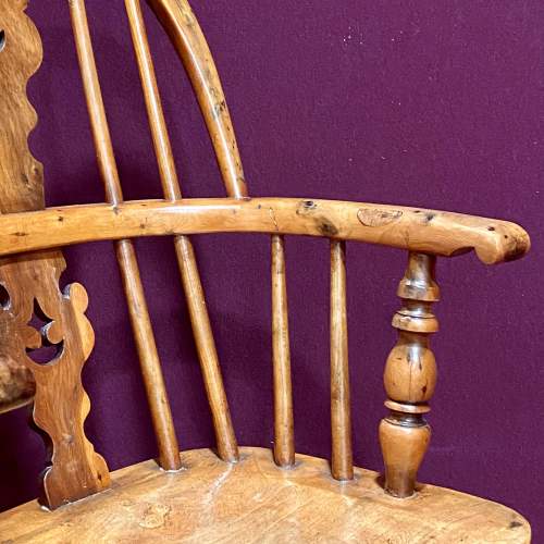 Mid 19th Century Windsor Yew Wood Childs Chair image-4