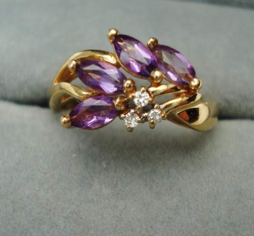 A Pretty 14ct Gold Amethyst and Diamond Floral Ring image-4
