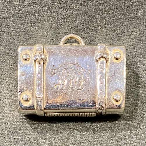 Victorian Silver Novelty Suitcase Vesta Case image-2