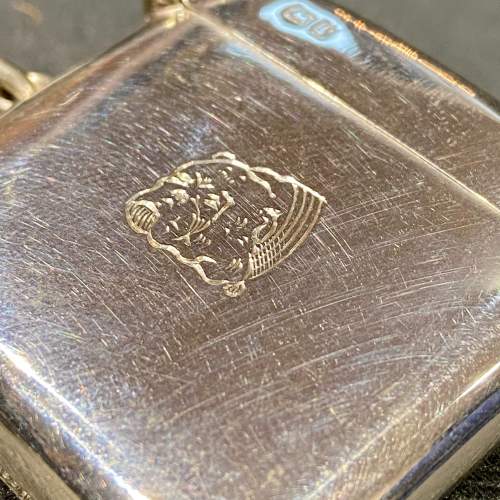 Edwardian Silver Vesta Case Engraved with a Bulldog image-2