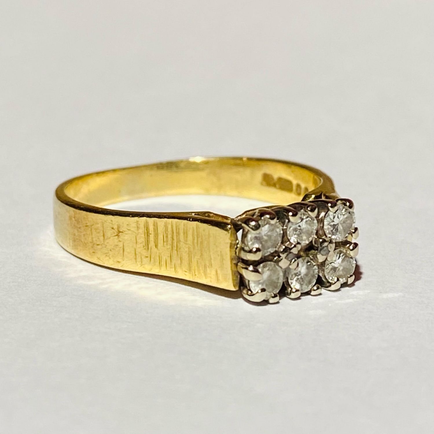 Vintage 18ct Gold Six Stone Diamond Ring - Jewellery & Gold - Hemswell ...