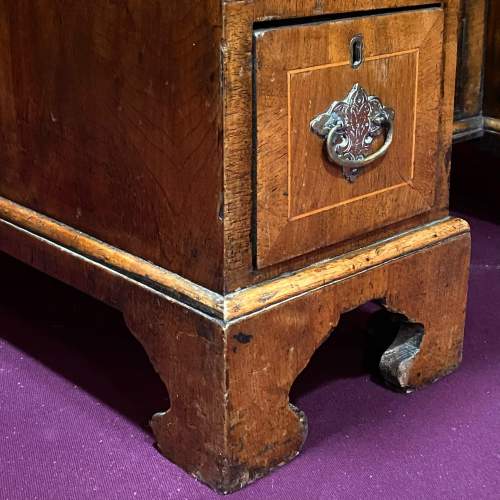19th Century Walnut Quarter Veneered Ladies Kneehole Writing Desk image-4