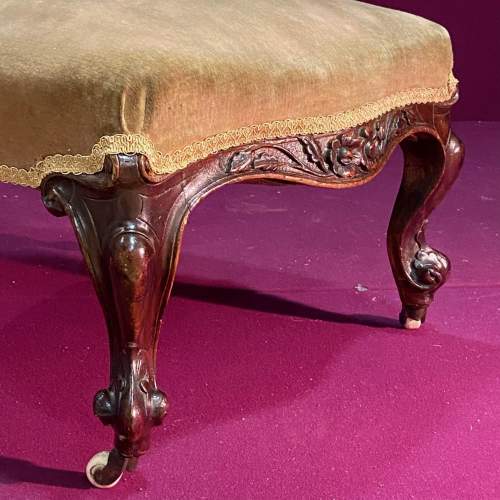 Mid 19th Century Walnut Slipper Chair image-5