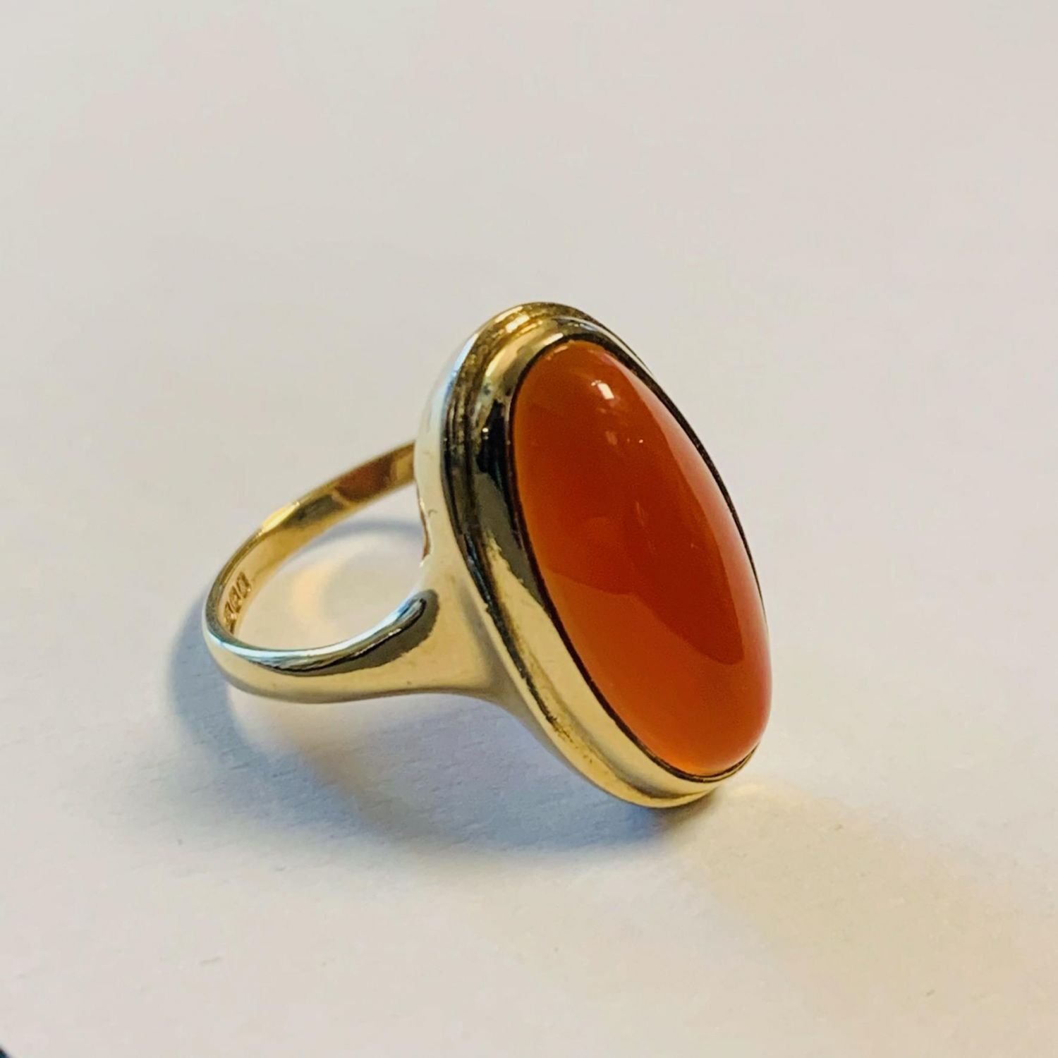 Vintage 9ct Gold Carnelian Ring - Jewellery & Gold - Hemswell Antique ...