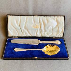 Walker and Hall Silver Plated Dessert Set