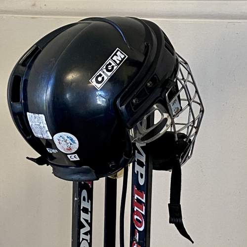 Ice Hockey Sticks and Helmet Upcycled Lamp image-5