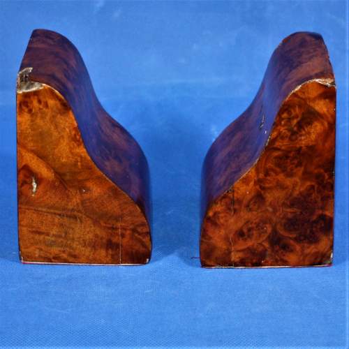 A Pair of Very Stylish Art Deco Burr Walnut Wavy Front Book Ends image-3
