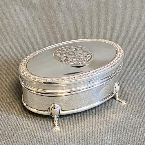 Early 20th Century Oval Footed Silver Ring Box image-1
