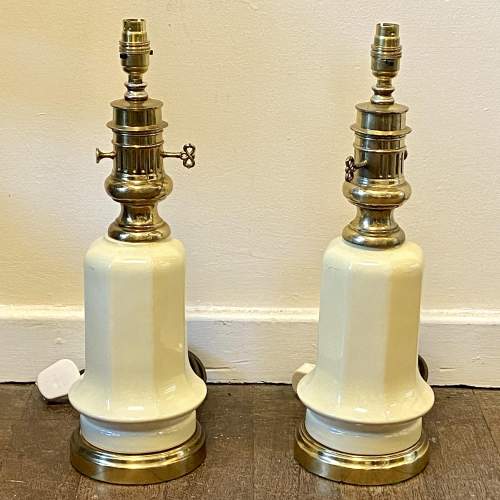 Pair of 20th Century Cream Ceramic and Brass Plated Lamps image-1